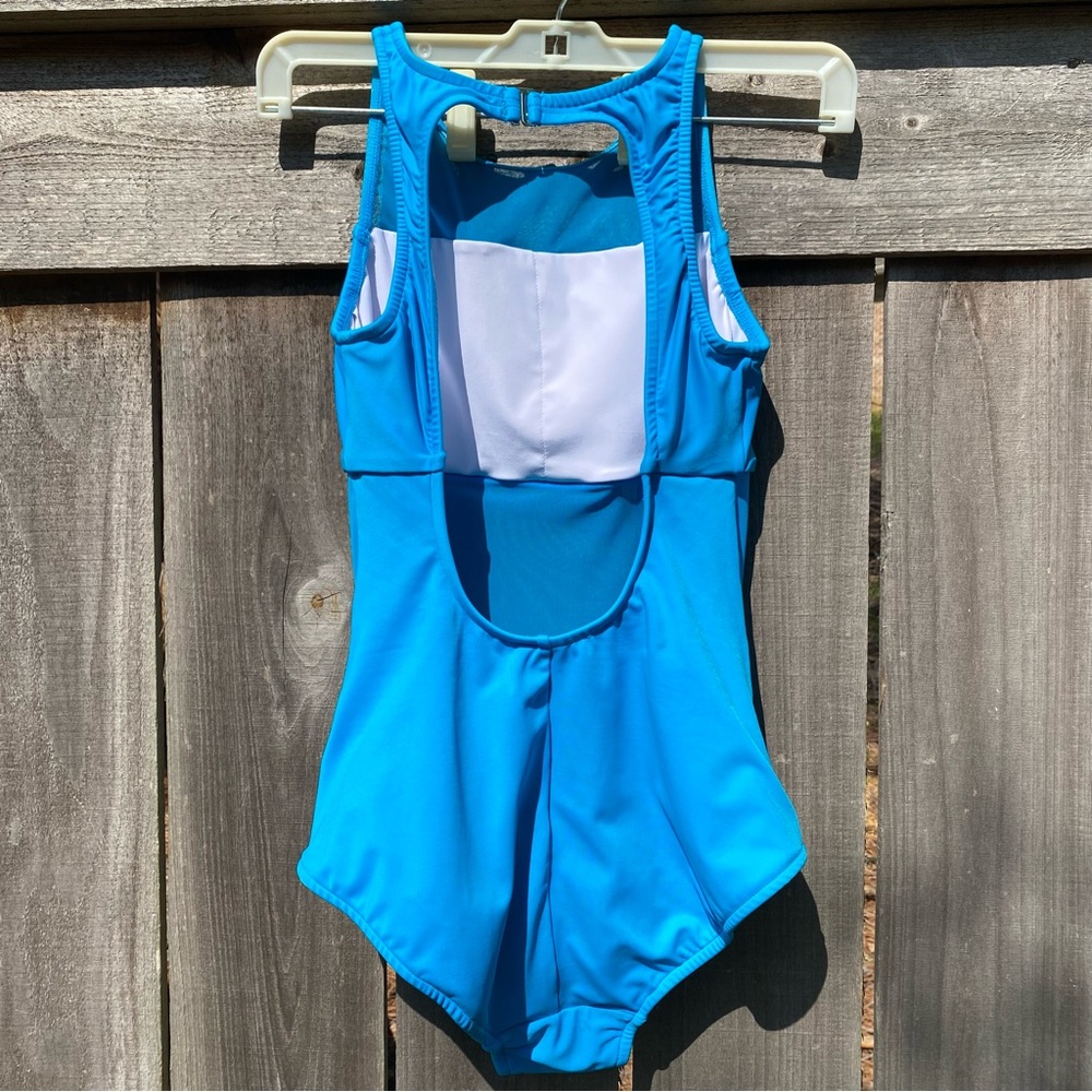 🩵 HOST PICK 🩵 One-Piece Mesh Tank Swimsuit - Picture 2 of 7
